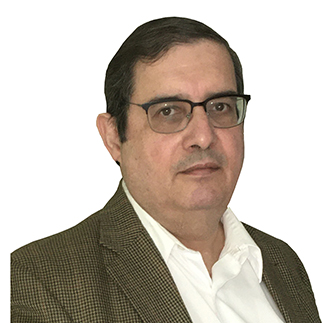 Mauricio Cortes headshot